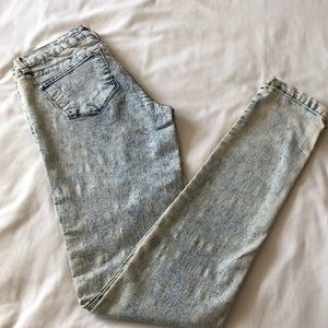 low rise acid wash jeggings